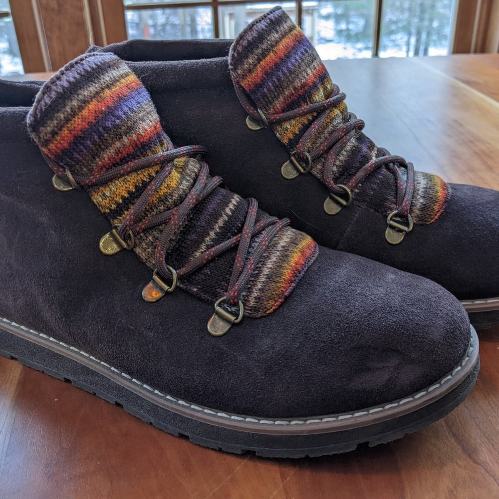 Skechers Bob's Alpine S'Mores Boots Brown Suede 10